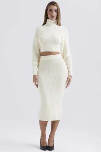 Pull court en maille bouclée douce Nyala, couleur crème