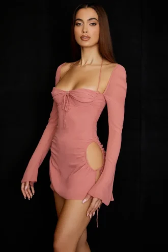 Mini-robe dos nu en mousseline rose pâle