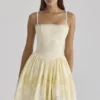Mini-robe en coton brodé anglais « Chloe Lemon »