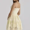 Mini-robe en coton brodé anglais « Chloe Lemon »