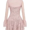 Mini-robe en dentelle rose « Alice »