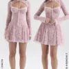 Mini-robe en dentelle rose « Alice »