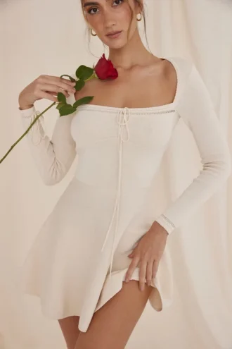 Mini-robe en maille délicate « Caprice »