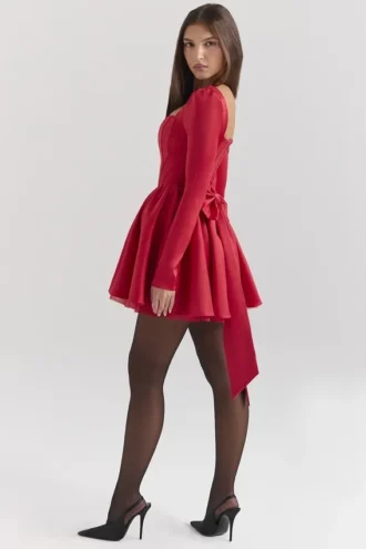 Mini-robe en tulle rouge Nina Holly avec nœud amovible