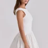 Mini-robe Lauren en coton blanc à broderie anglaise et col bateau