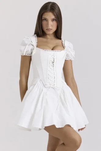 Mini-robe Lili en coton blanc avec corset amovible