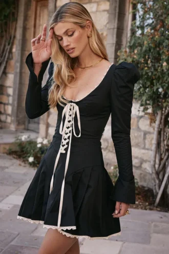 Mini-robe plissée Larisa noire et crème