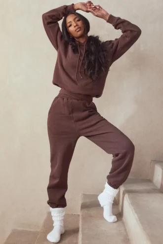 Pantalon de jogging Sky Chocolate à dos en molleton