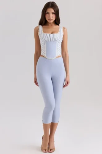 Pantalons capri ajustés en twill stretch bleu Carella