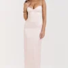 Robe longue corset « Stefania » couleur pêche