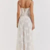 Robe longue à dos en dentelle florale crème Seren Vintage