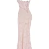 Robe longue à dos en dentelle florale rose pâle « Seren »