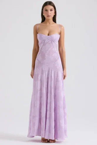 Robe longue à dos en dentelle florale Seren Orchid