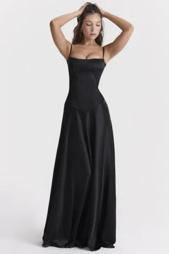 Robe longue à lacets « Anabella » noire