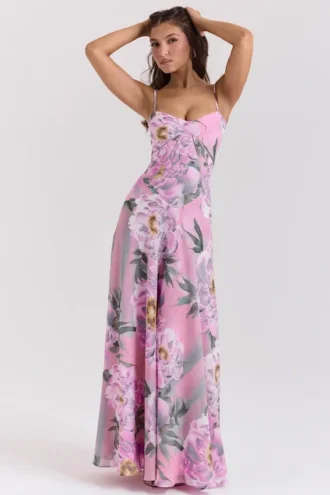 Robe longue « Seren » rose à imprimé floral et dos en dentelle