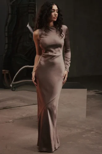 Robe longue à une manche Catiana Smoke