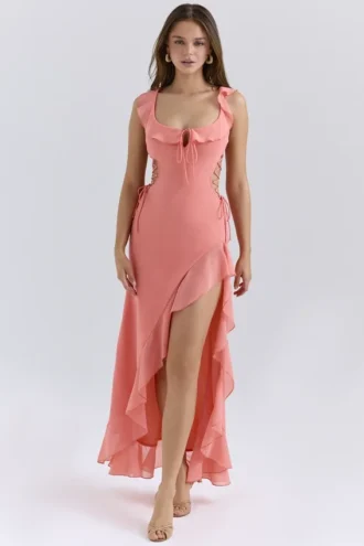 Robe longue à volants en georgette corail Aloura