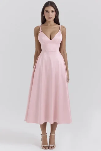 Robe mi-longue trapèze en satin rose parisien Tiffany